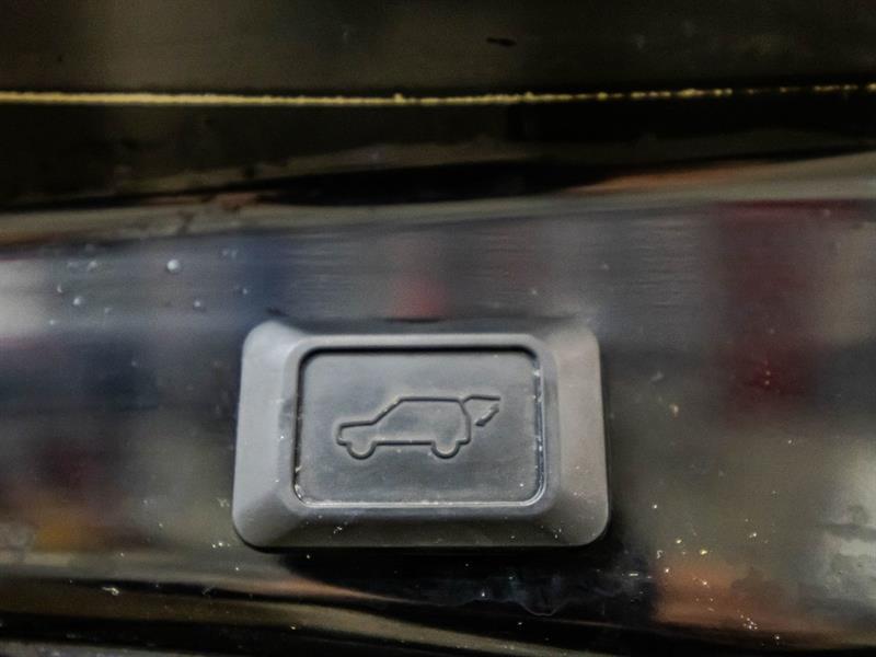 2022 Toyota RAV4 - Image 15