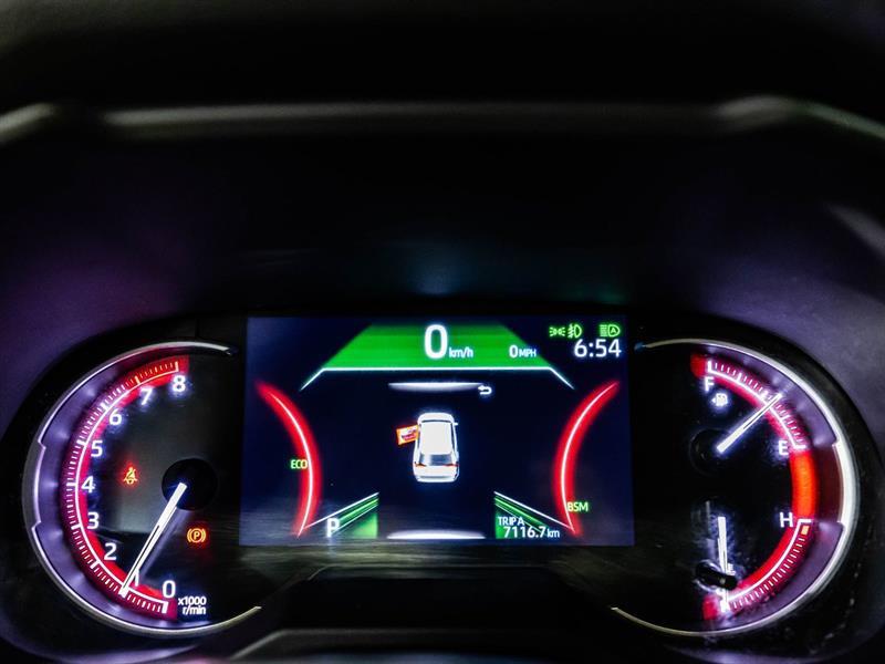 2022 Toyota RAV4 - Image 24