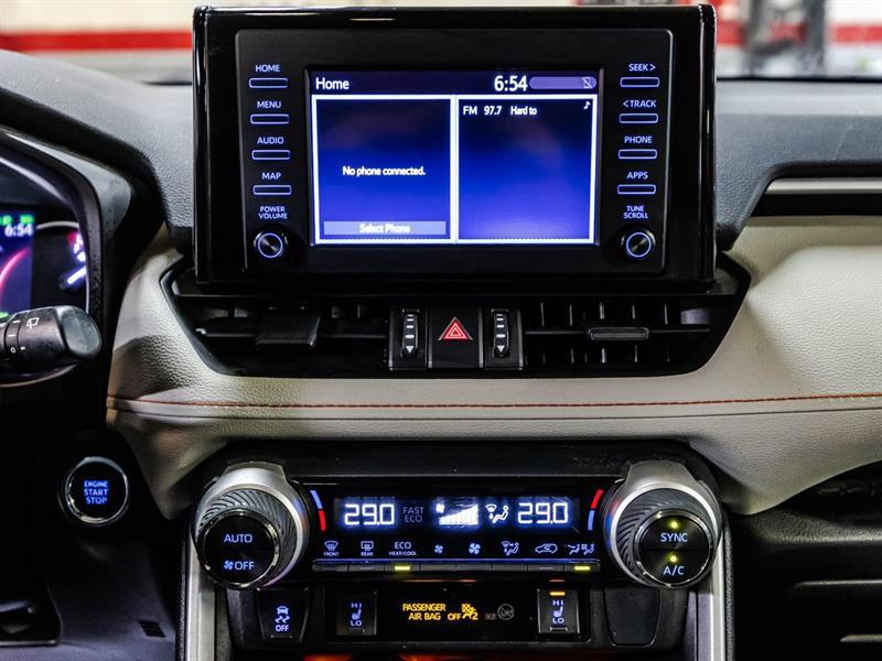 2022 Toyota RAV4 - Image 25