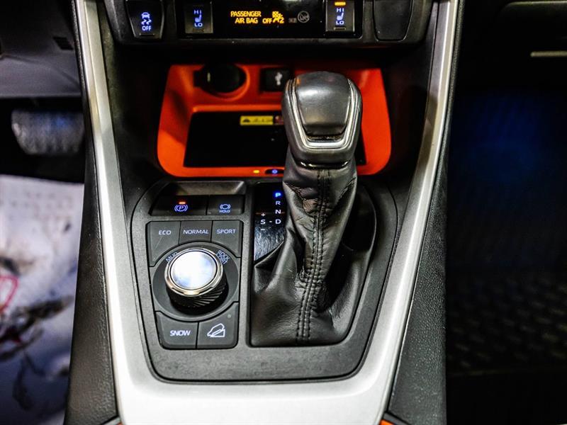 2022 Toyota RAV4 - Image 26