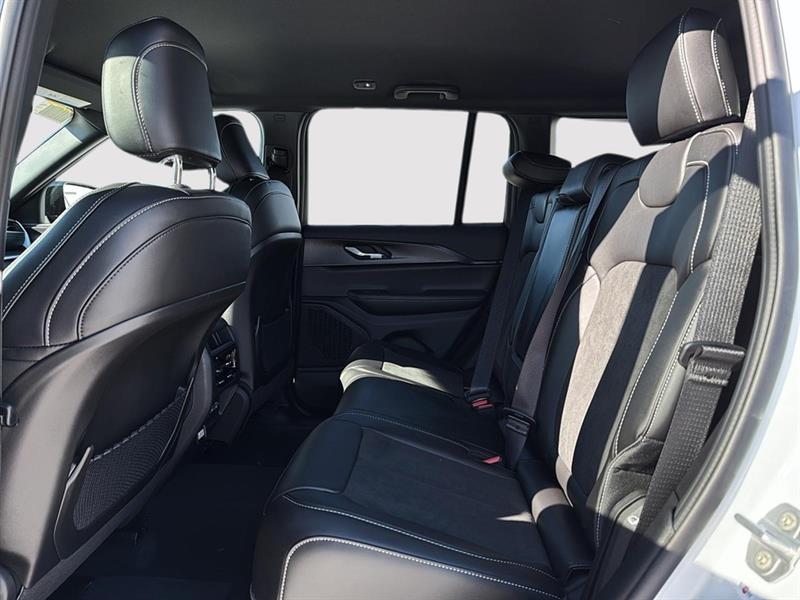jeep Grand Cherokee 2025 - 13