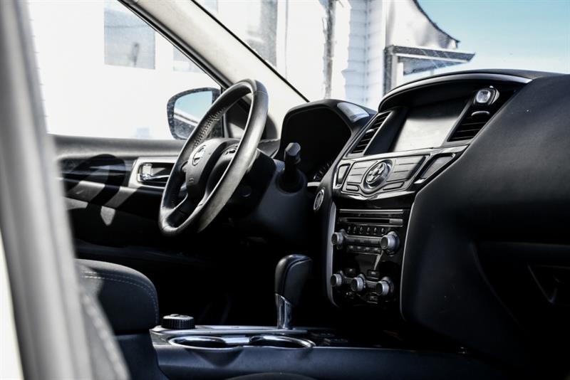 nissan Pathfinder 2017 - 8