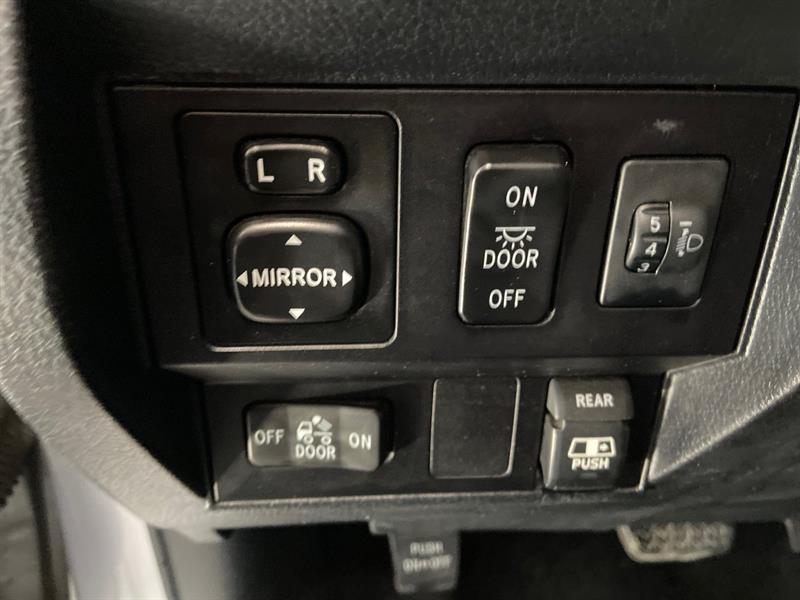 toyota Tundra 2016 - 30
