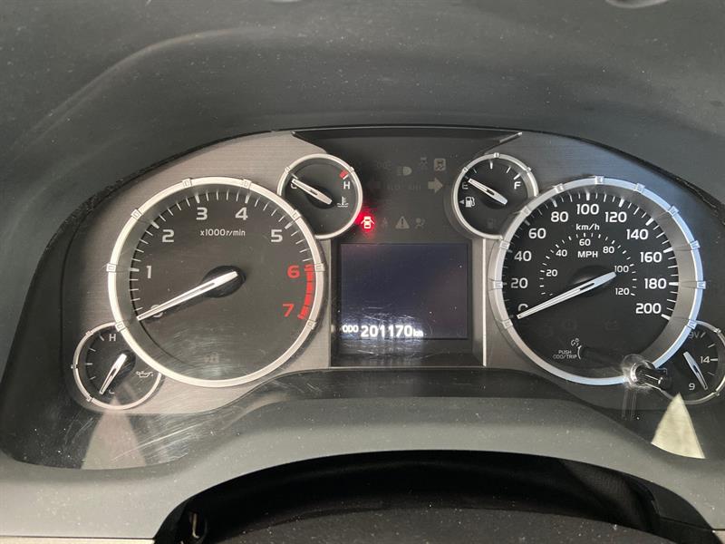 toyota Tundra 2016 - 31