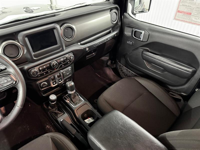jeep Wrangler 2023 - 16