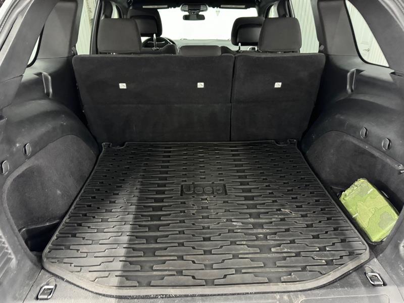 jeep Grand Cherokee 2019 - 22