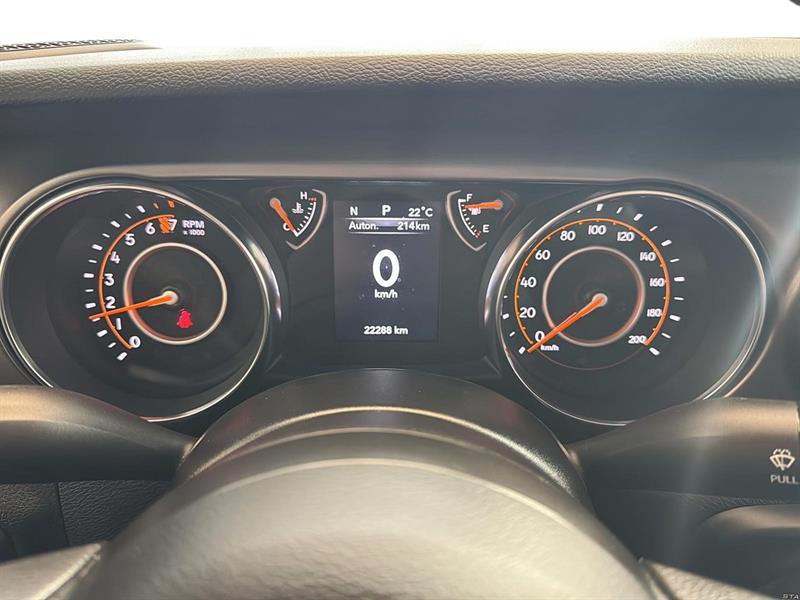 jeep Wrangler 2022 - 13