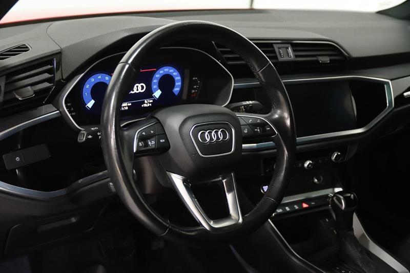 audi Q3 2021 - 12