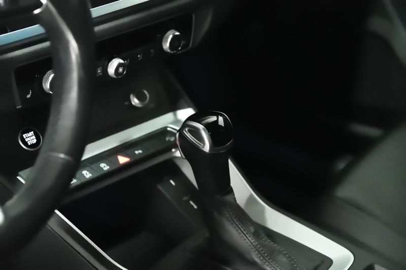 audi Q3 2021 - 13