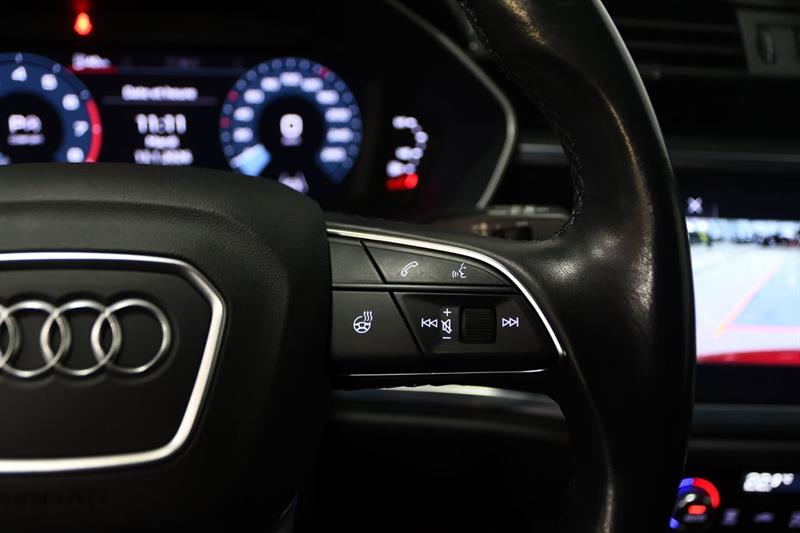 audi Q3 2021 - 26