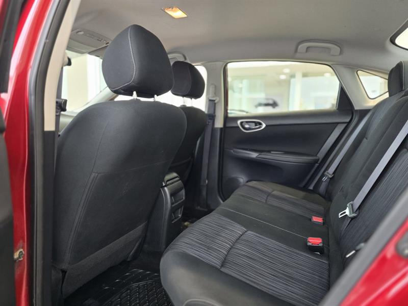 nissan Sentra 2019 - 9