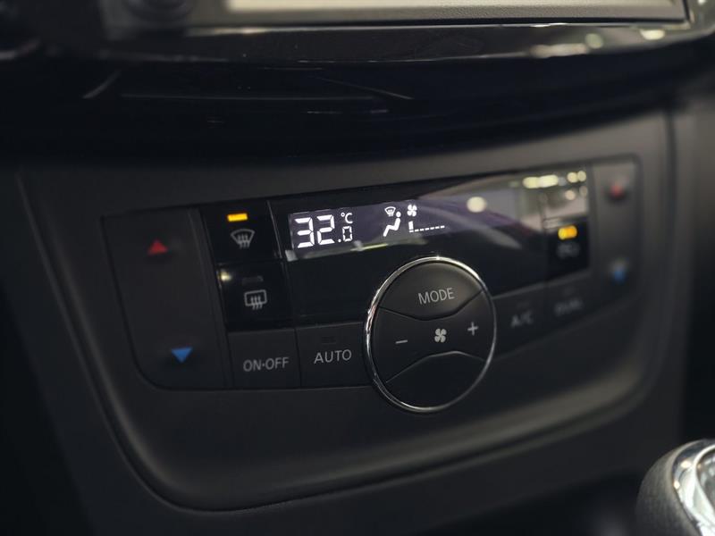 nissan Sentra 2019 - 17