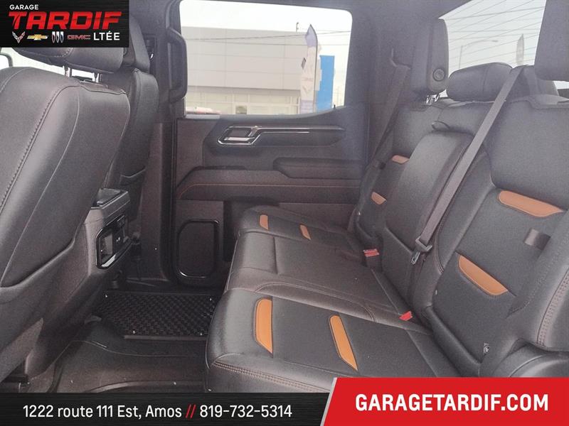 gmc Sierra 1500 4WD Crew CAB Pickup 2023 - 9