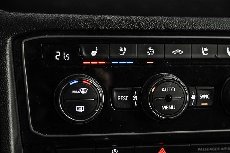 2023 Volkswagen Atlas - Image 24