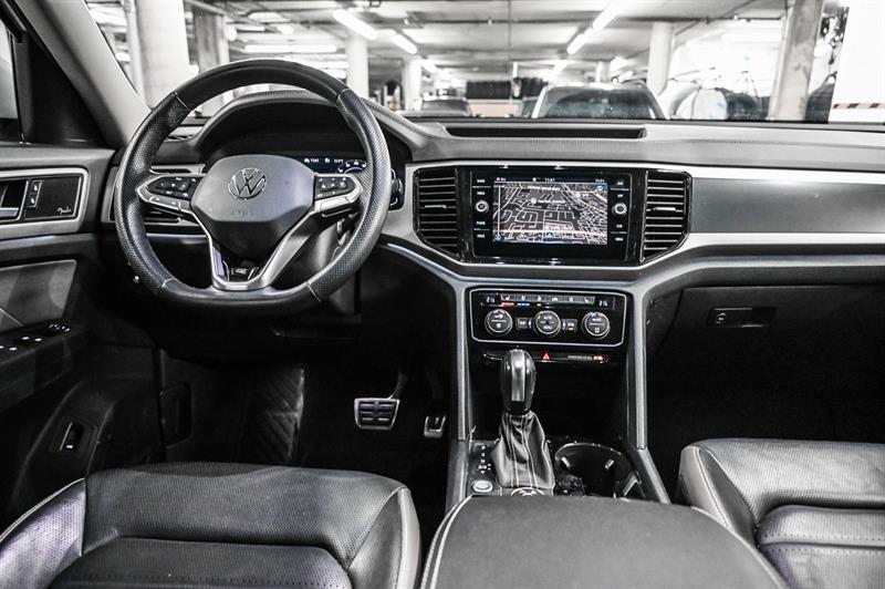 2023 Volkswagen Atlas - Image 31