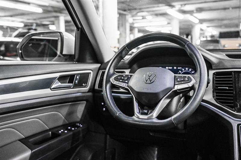 2023 Volkswagen Atlas - Image 32
