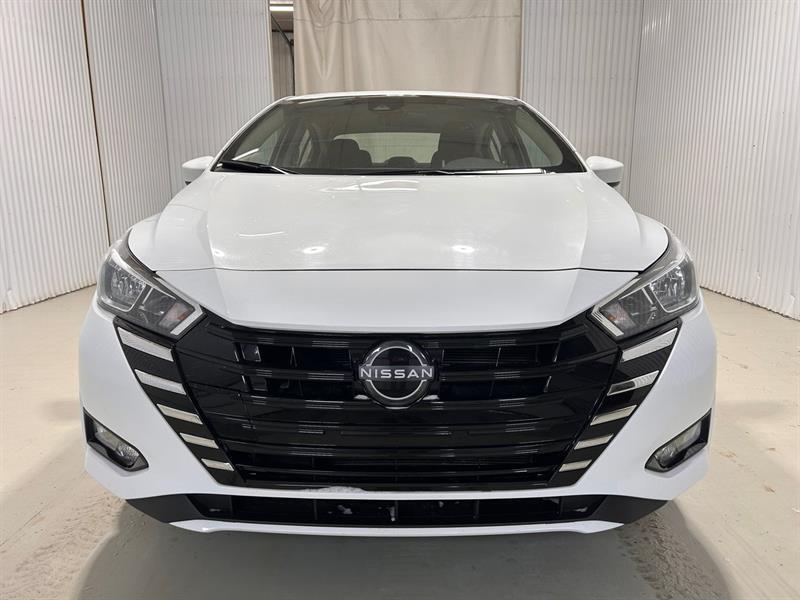 2024 Nissan Versa - Image 3