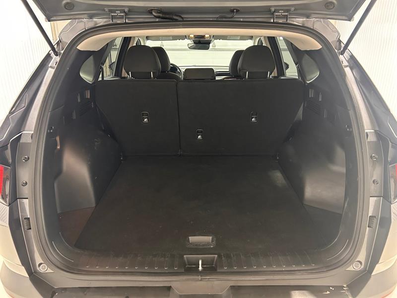 2023 Hyundai Tucson - Image 16