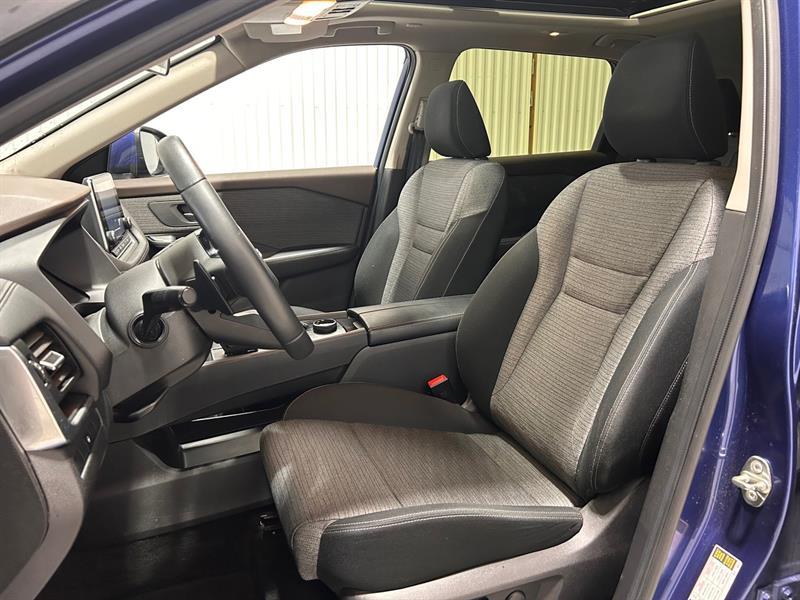 2023 Nissan Rogue - Image 10