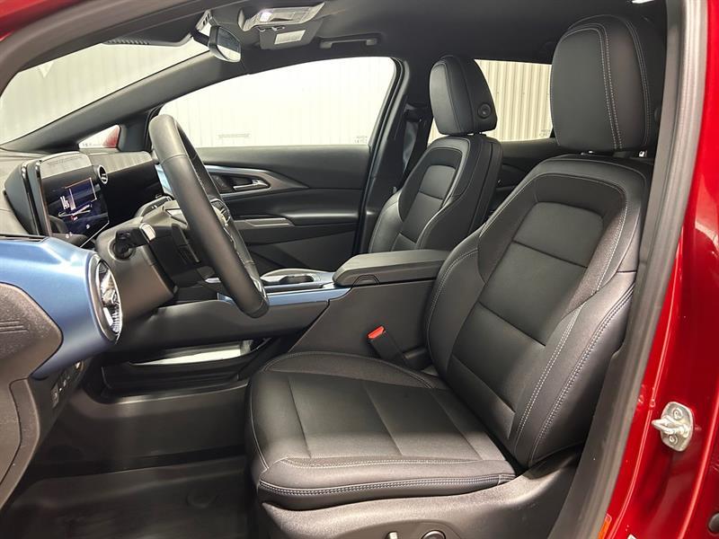 2025 Chevrolet Equinox - Image 11