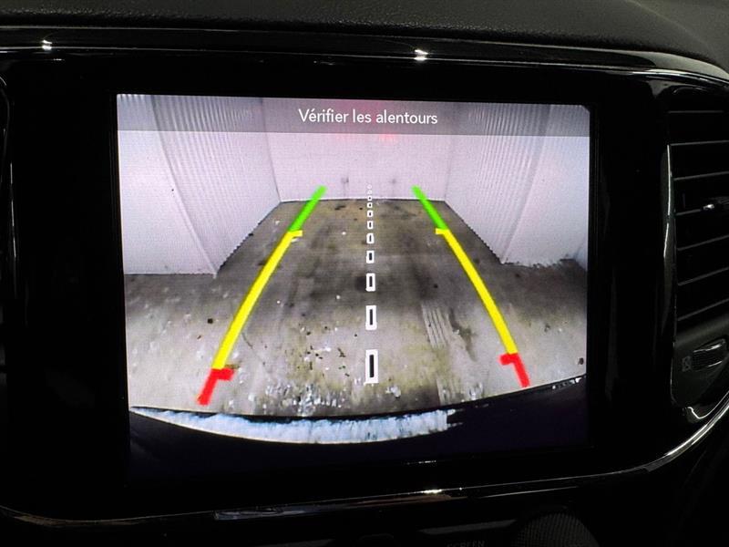 2019 Jeep Grand Cherokee - Image 13