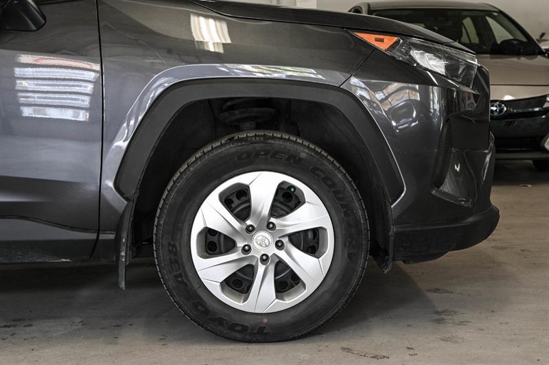 2023 Toyota RAV4 - Image 8