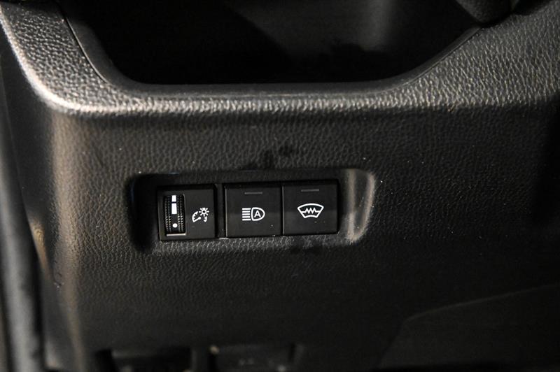 2023 Toyota RAV4 - Image 23