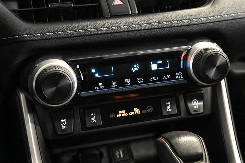 2023 Toyota RAV4 - Image 32
