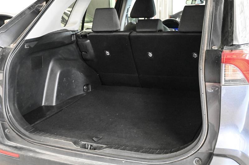 2023 Toyota RAV4 - Image 34