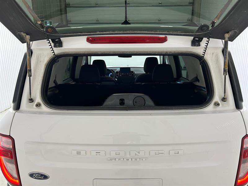 2023 Ford Bronco - Image 10