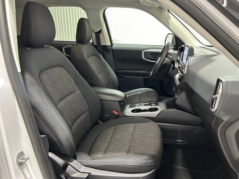 2023 Ford Bronco - Image 20