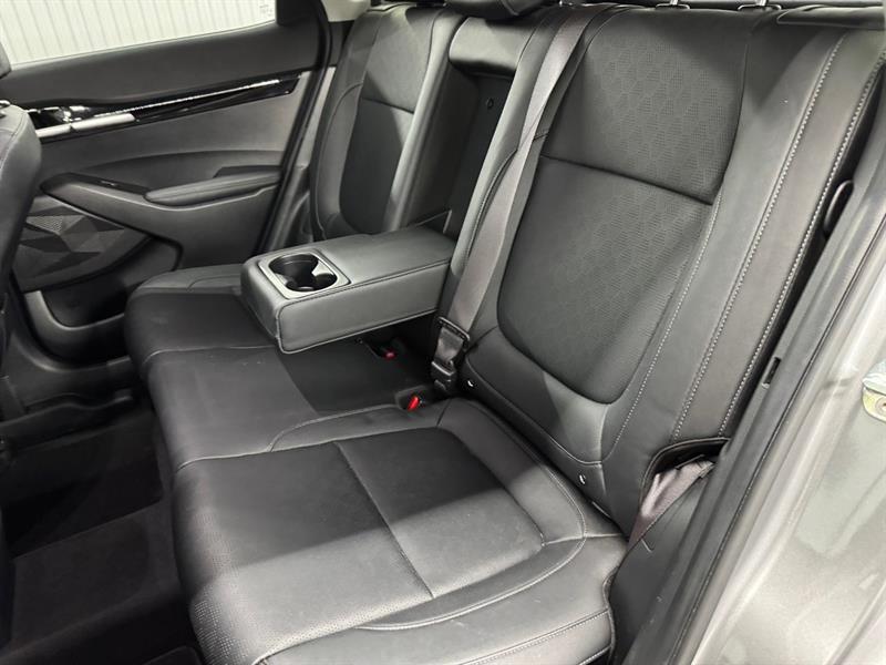 2021 Kia Seltos - Image 16