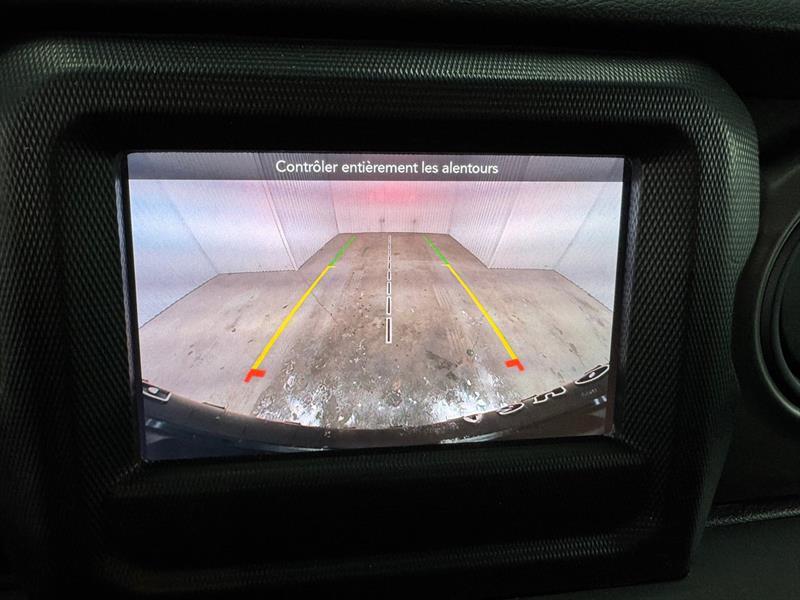 2023 Jeep Wrangler - Image 17