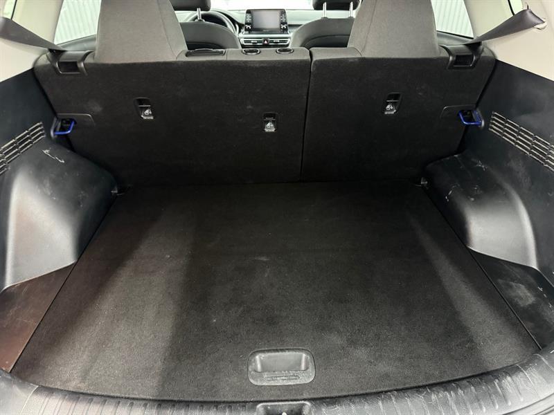 2021 Kia Seltos - Image 10