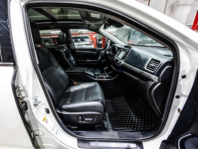 2017 Toyota Highlander - Image 18