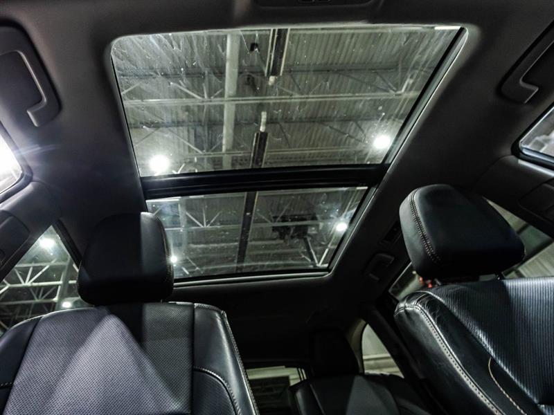 2017 Toyota Highlander - Image 19