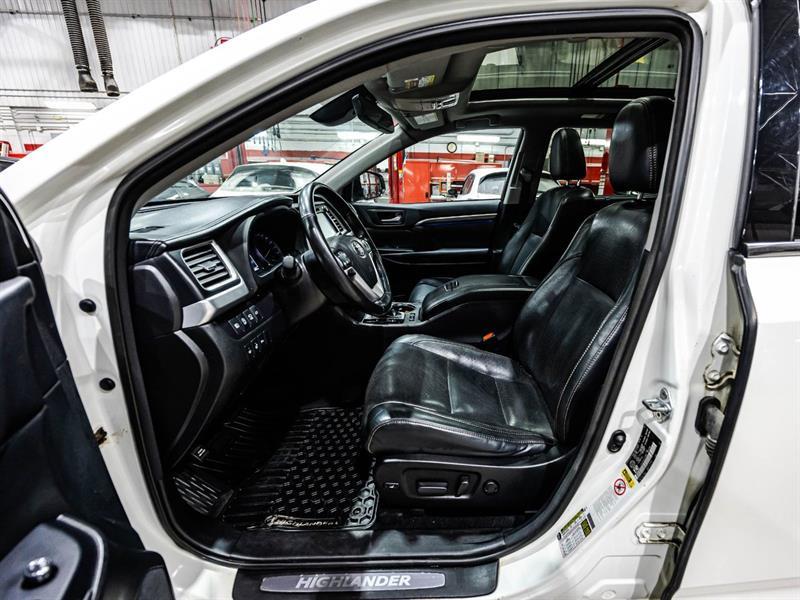 2017 Toyota Highlander - Image 20