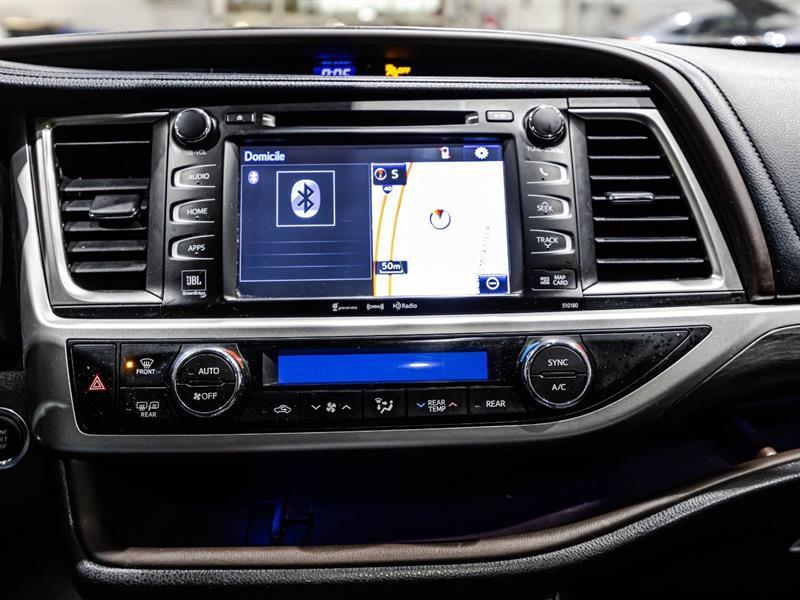 2017 Toyota Highlander - Image 25