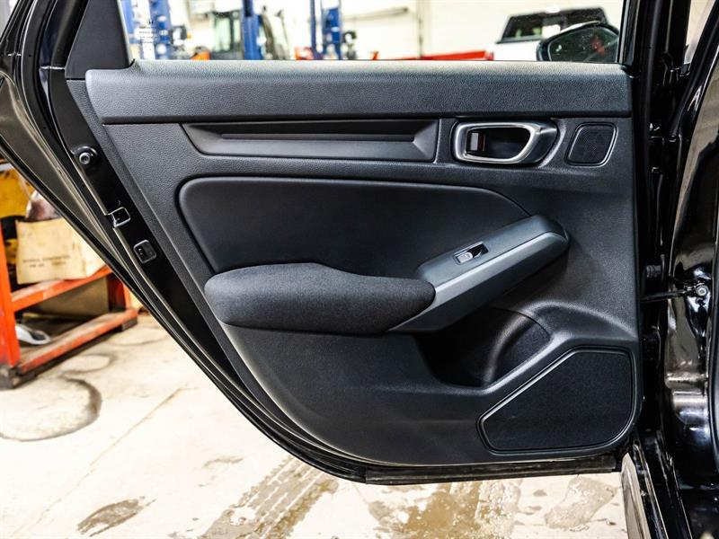 2025 Honda Civic - Image 12