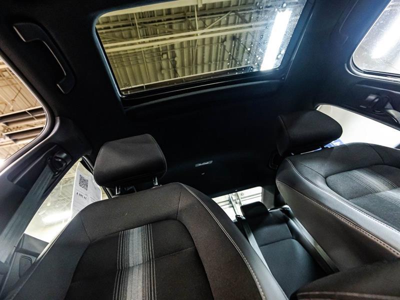 2025 Honda Civic - Image 18