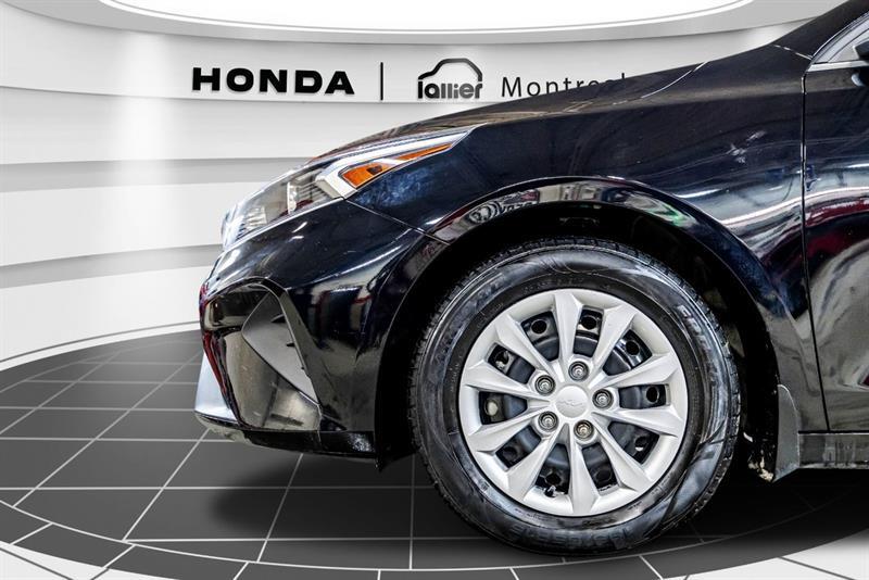 2023 Kia Forte - Image 10