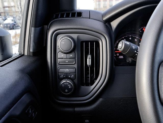 Chevrolet Silverado 3500HD 17