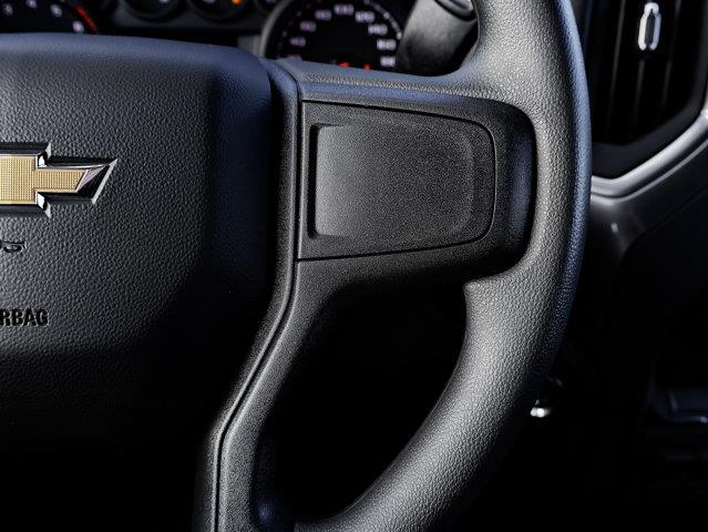 Chevrolet Silverado 3500HD 21