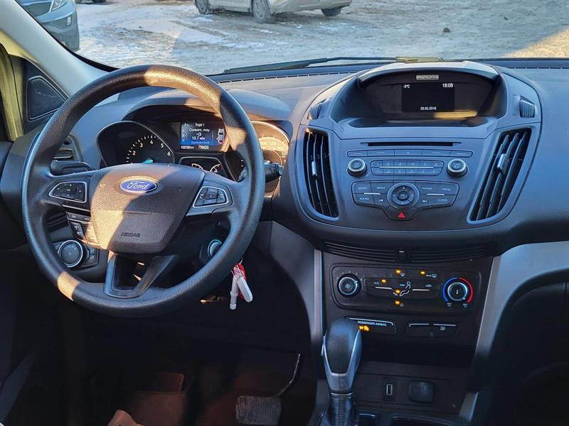 ford Escape 2017 - 11