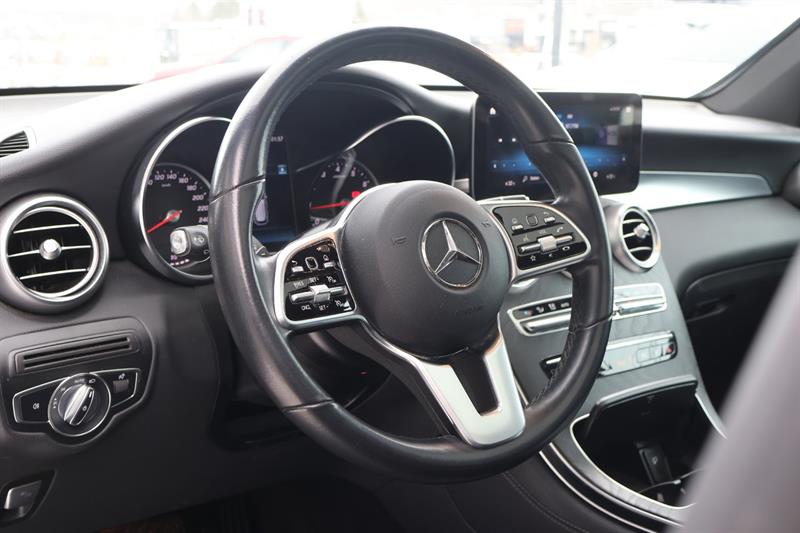 mercedes-benz GLC 2021 - 9