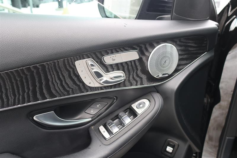 mercedes-benz GLC 2021 - 10