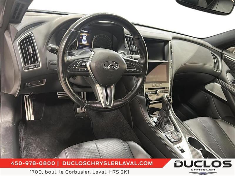 infiniti Q60 2020 - 12