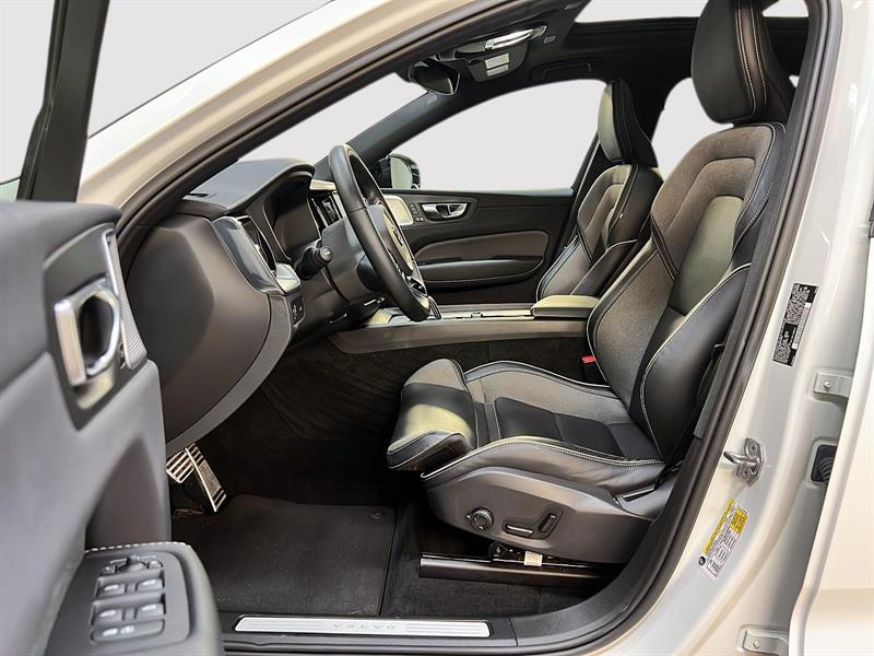 volvo XC60 2022 - 7