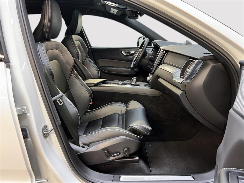 volvo XC60 2022 - 8