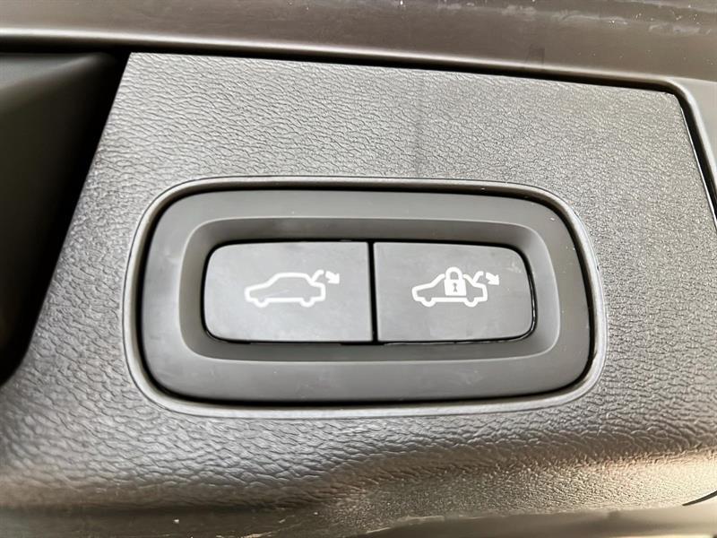 volvo XC60 2022 - 15